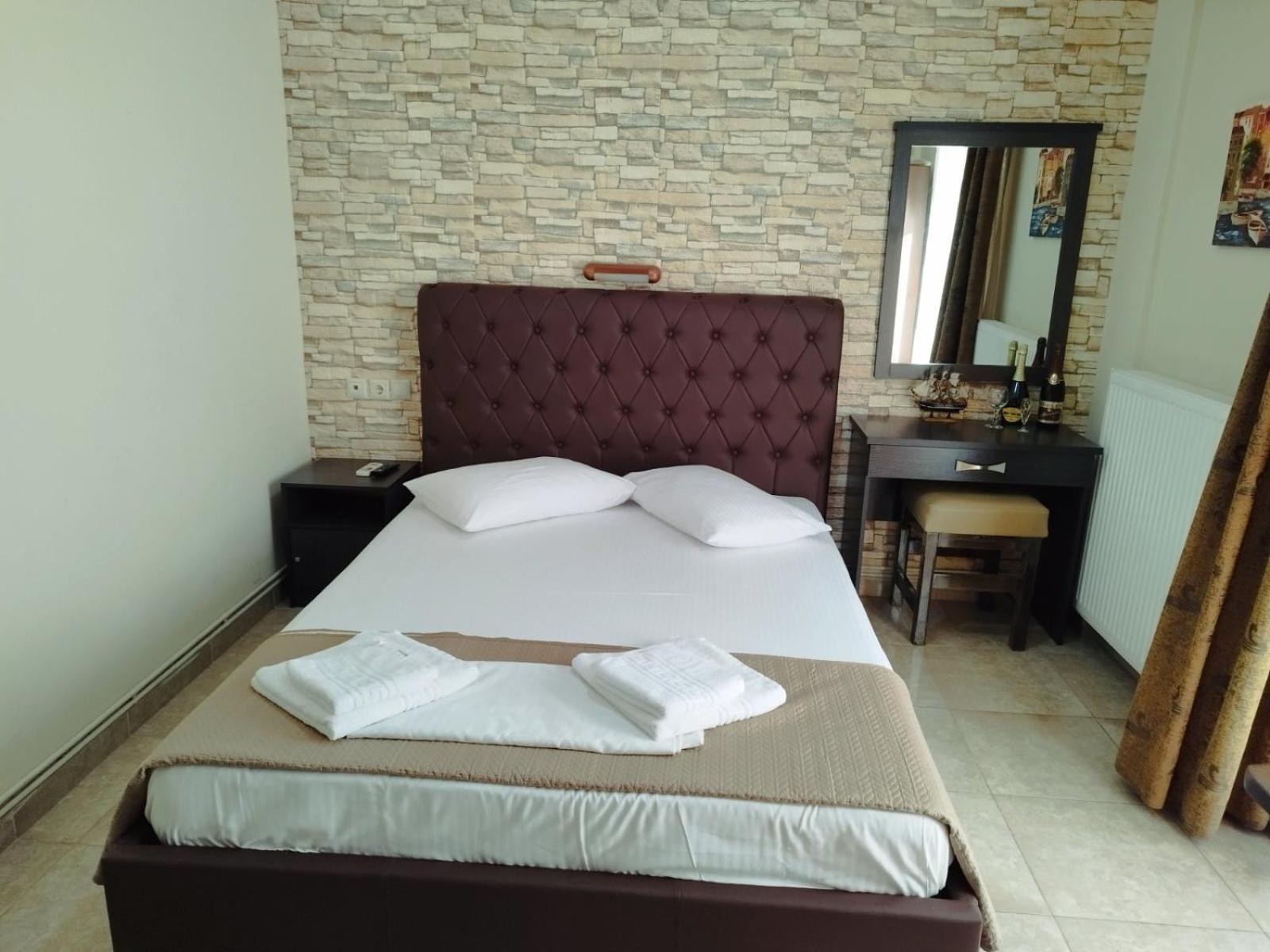 Hotel Villa Pigasos Paralía Buitenkant foto