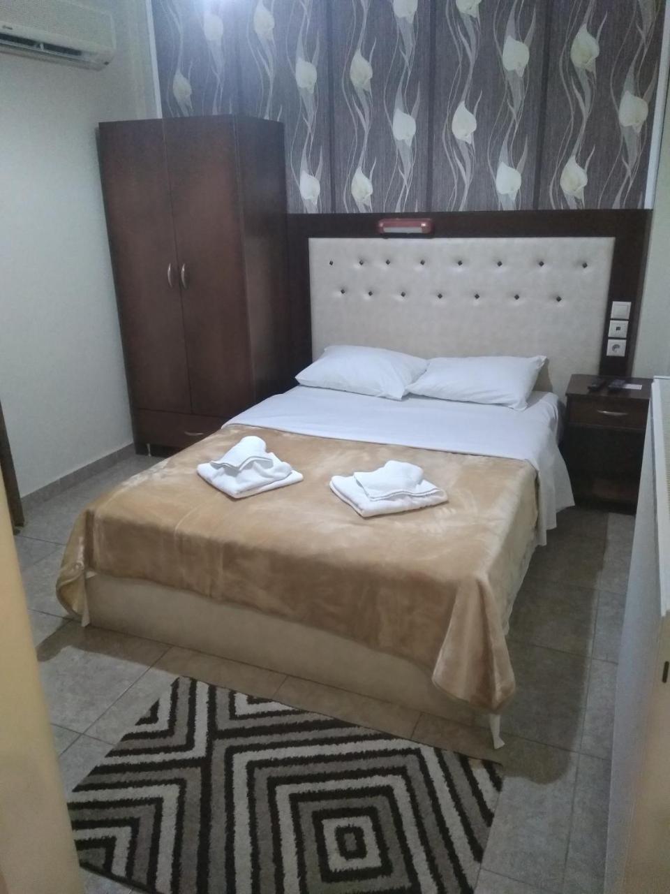 Hotel Villa Pigasos Paralía Buitenkant foto
